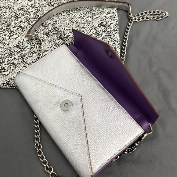 Rebecca Minkoff Wallet on a Chain - Picture 4 of 6